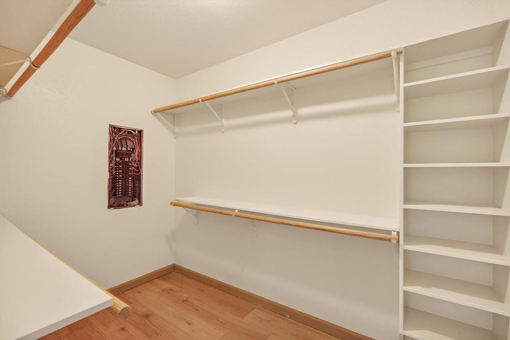 721 Comanche Cove Drive Property Photo 19