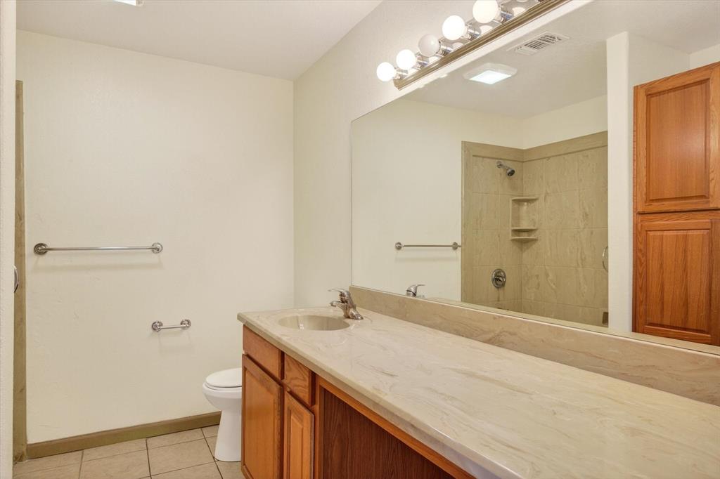 721 Comanche Cove Drive Property Photo 21