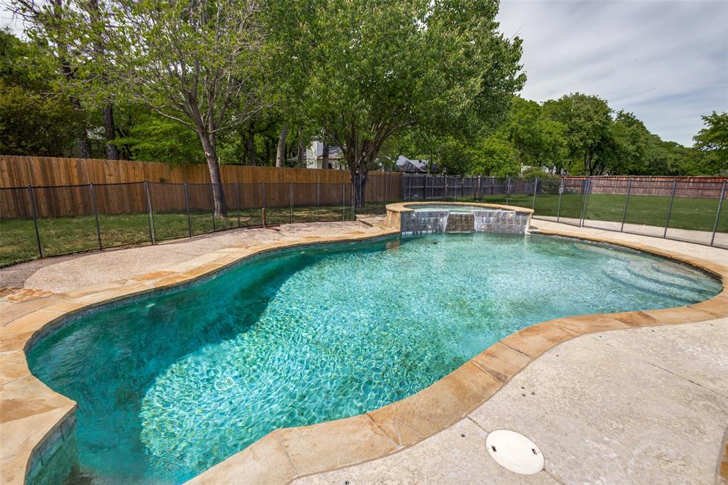 6623 Sapphire Circle Property Photo 2