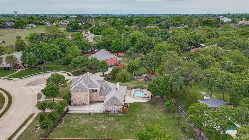 6623 Sapphire Circle Property Photo 4