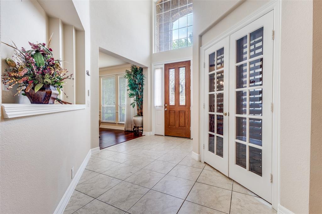 6623 Sapphire Circle Property Photo 8