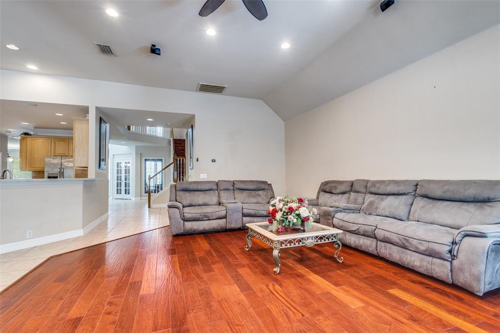 6623 Sapphire Circle Property Photo 12