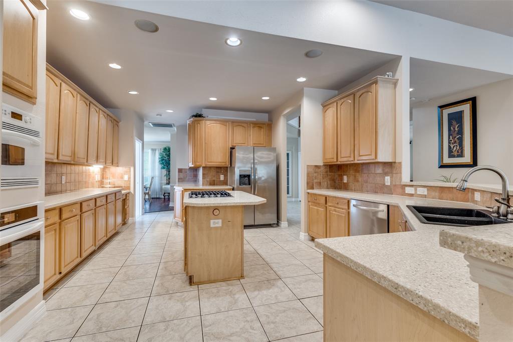 6623 Sapphire Circle Property Photo 15