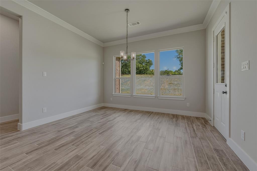 1002 Perrin Lane Property Photo 15