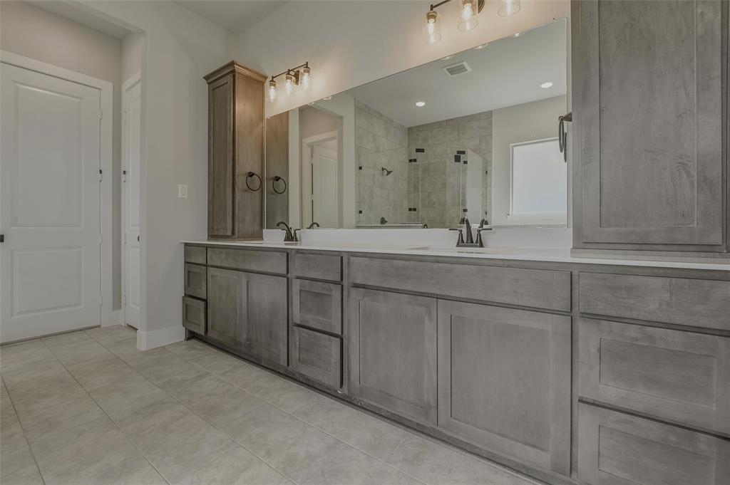 1002 Perrin Lane Property Photo 28