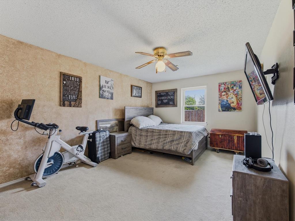 2801 Meadow Creek Property Photo 17