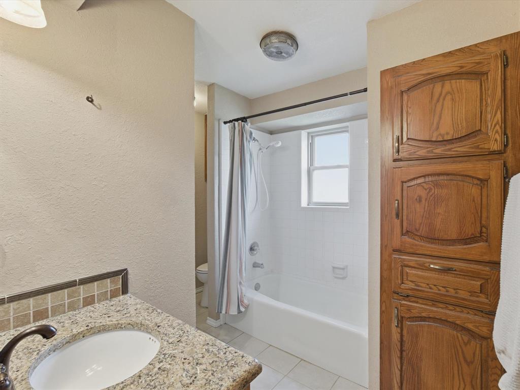 2801 Meadow Creek Property Photo 18