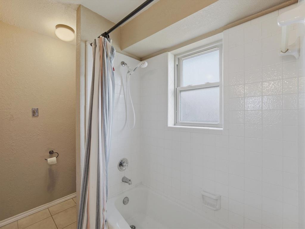 2801 Meadow Creek Property Photo 19