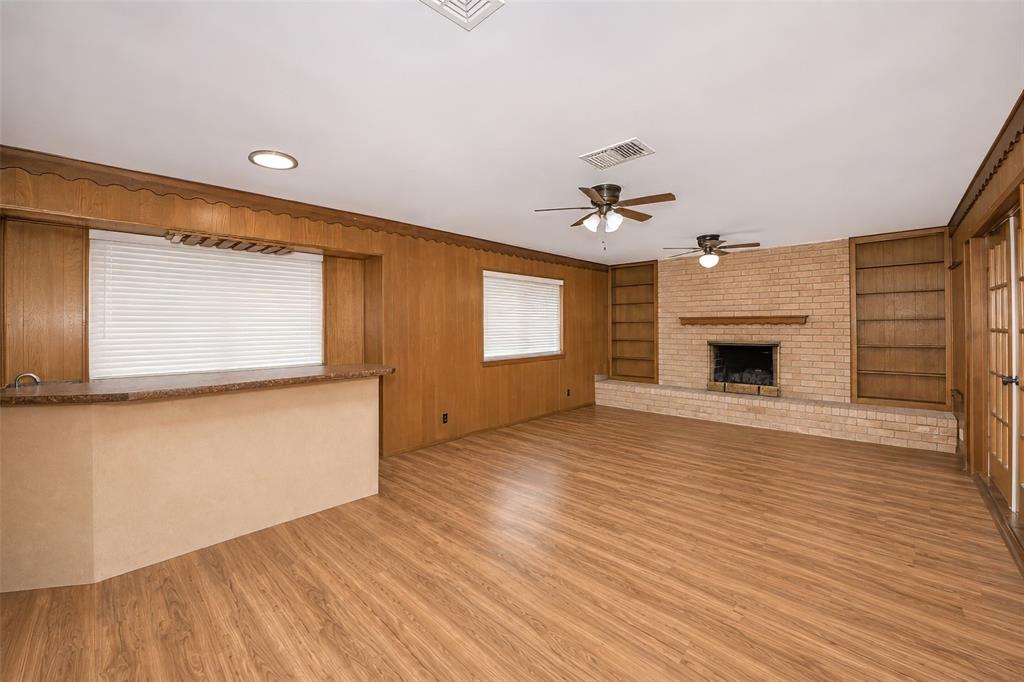 5513 Scott Drive Property Photo 7
