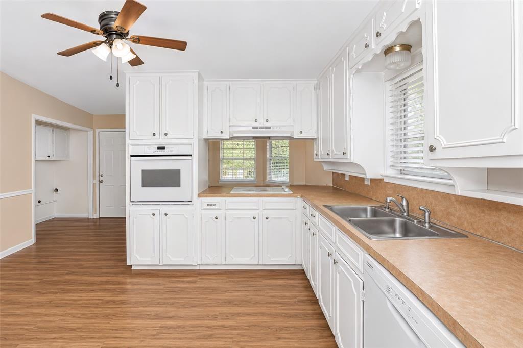 5513 Scott Drive Property Photo 11