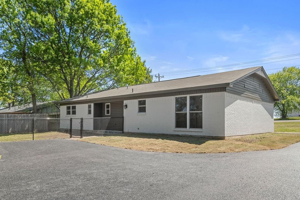 95 Tate Circle Property Photo 24