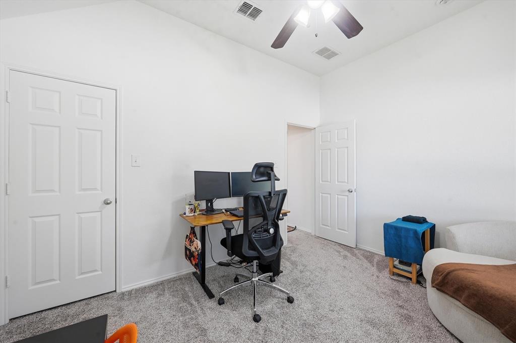 3104 Thicket Drive Property Photo 19