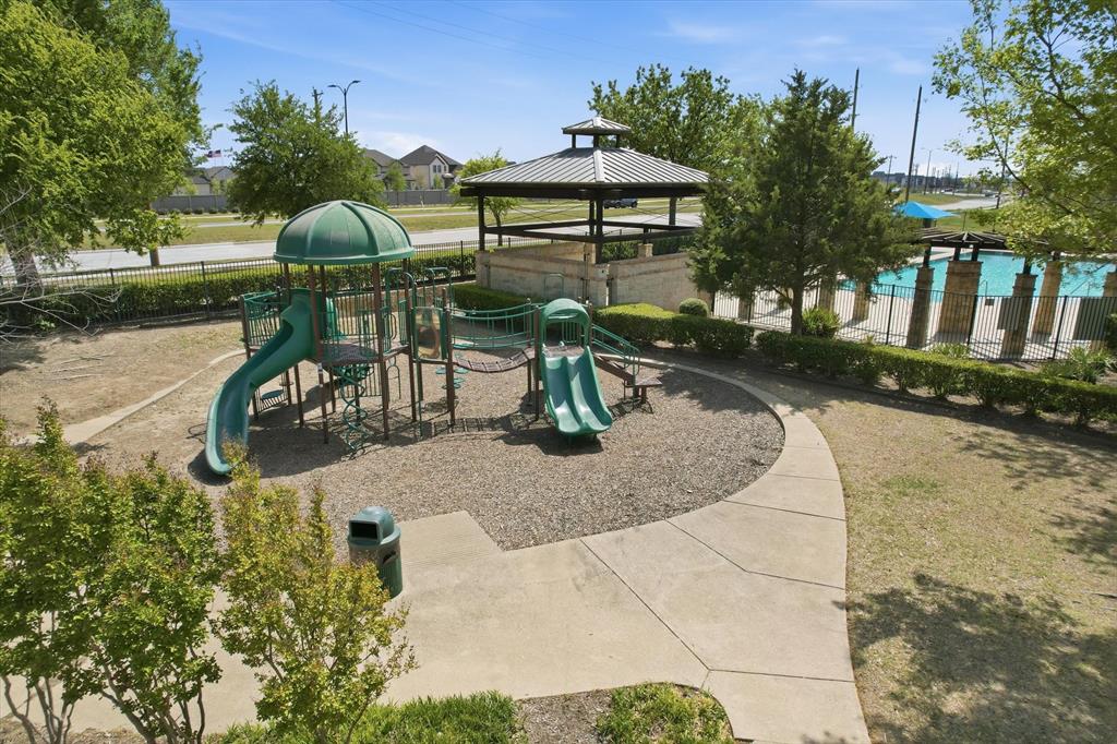3104 Thicket Drive Property Photo 30
