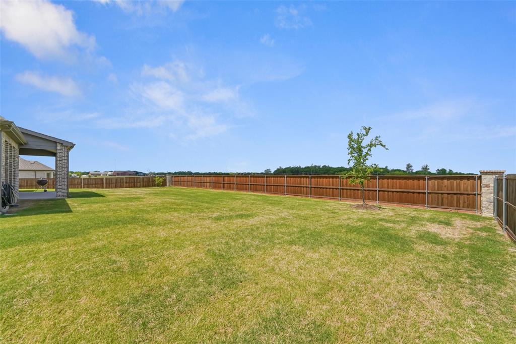 751 Emerald Valley Drive Property Photo 36