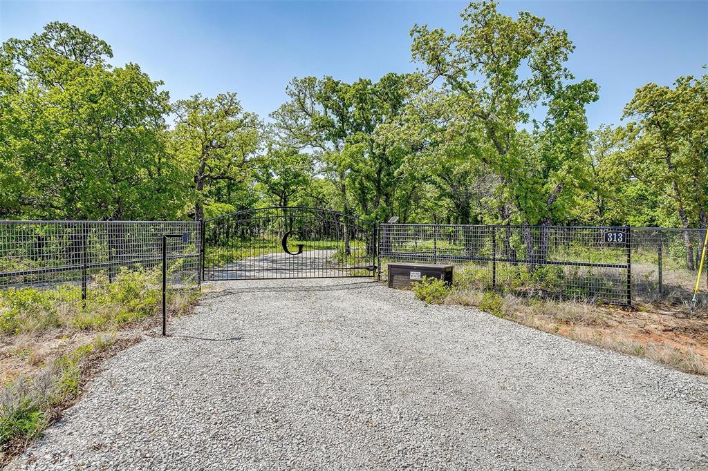 313 Broken Rd Road Property Photo 1