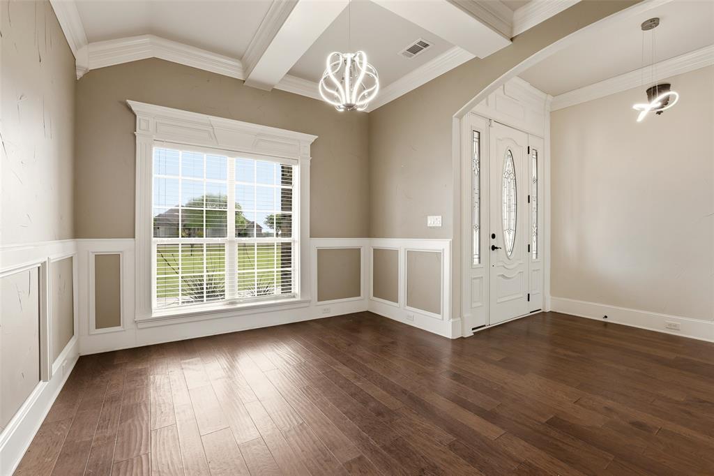 408 Seasons West Property Photo 14