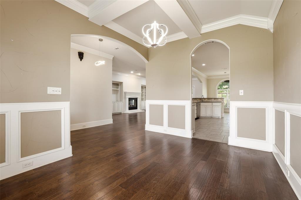 408 Seasons West Property Photo 16