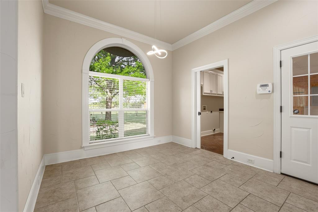 408 Seasons West Property Photo 20