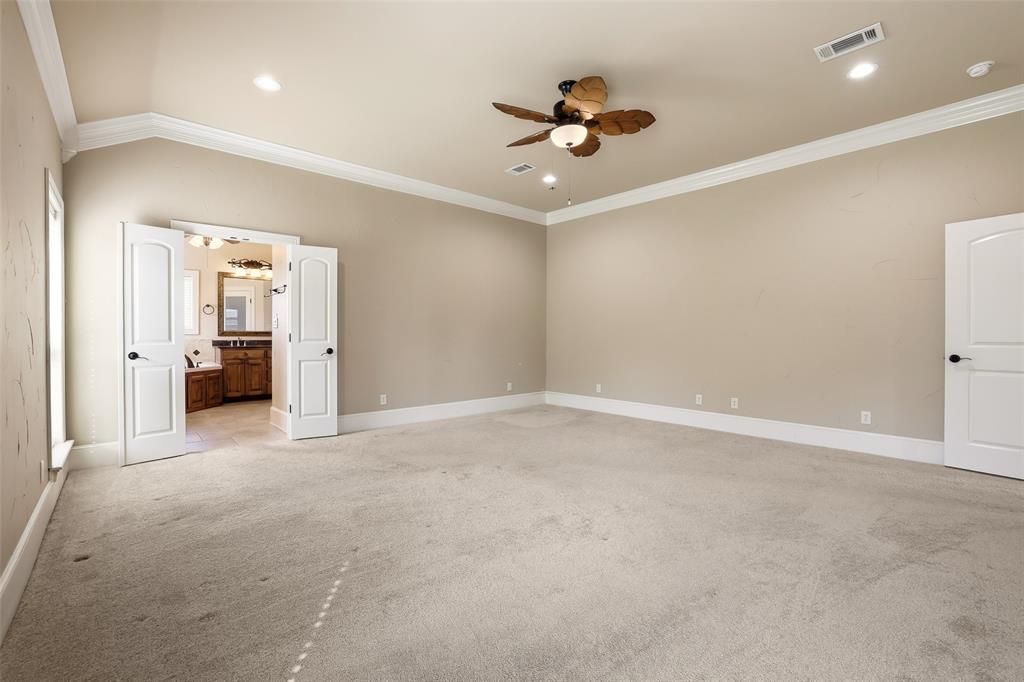 408 Seasons West Property Photo 26