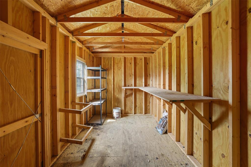 408 Seasons West Property Photo 39