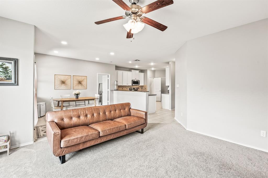 1081 W Sunset Boulevard Property Photo 15