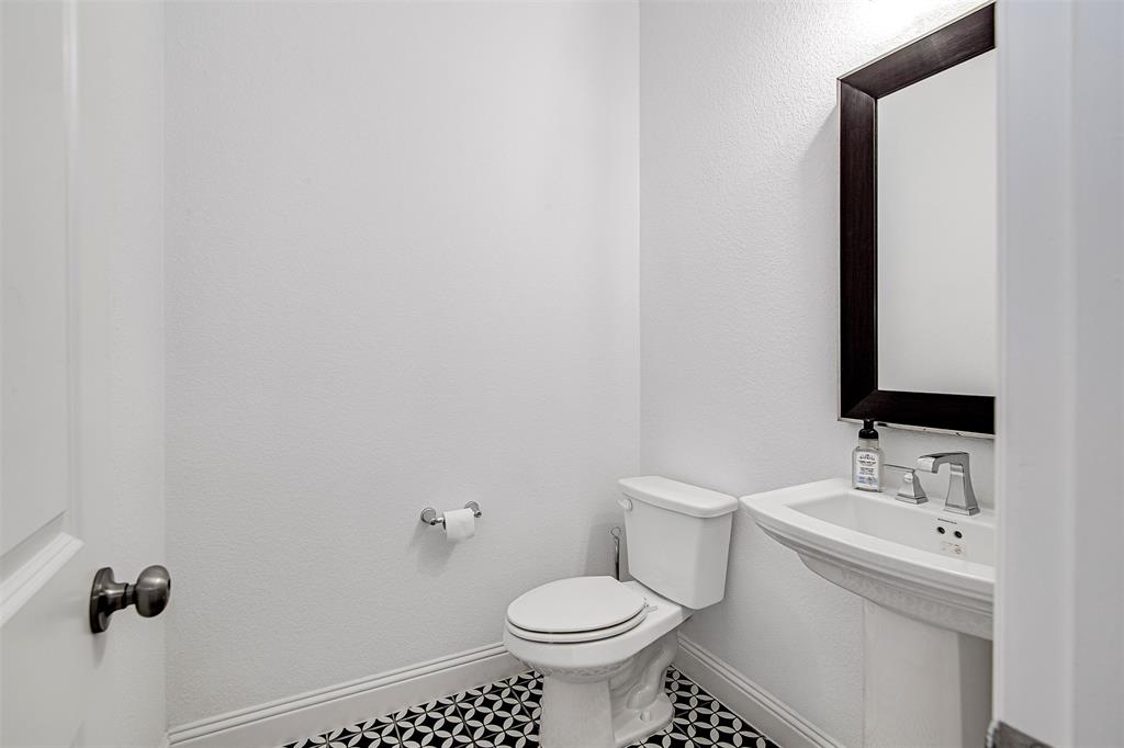 1627 Banded Ledge Drive Property Photo 16