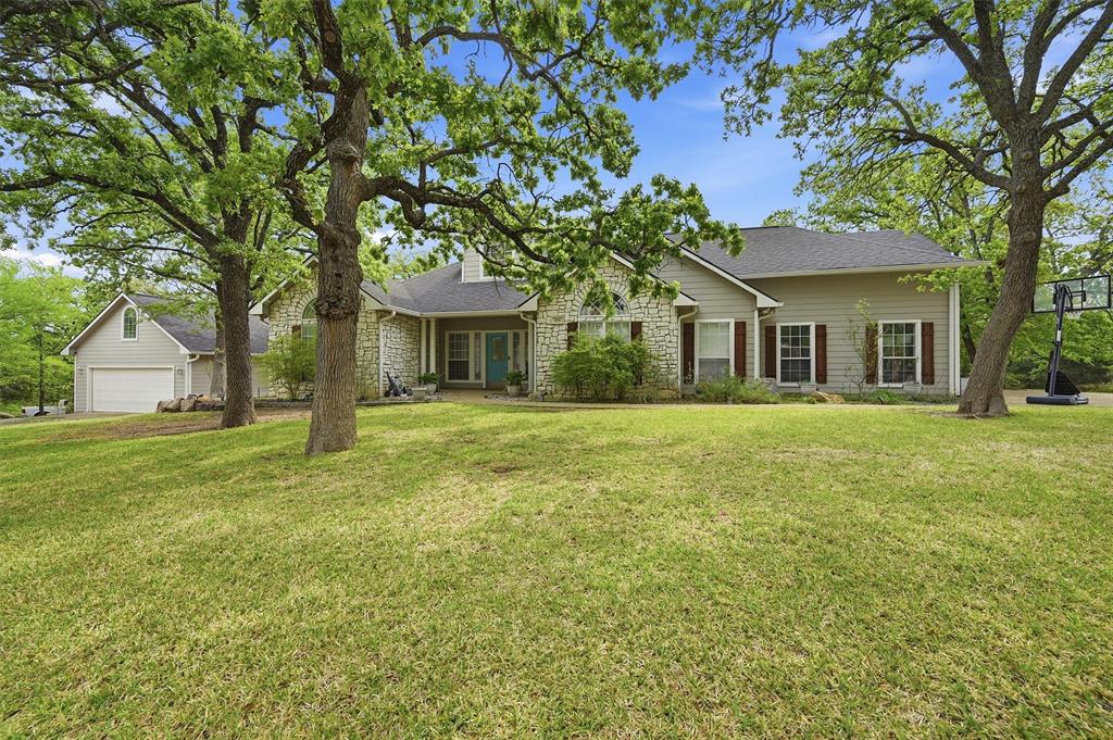 106 Shoshone Drive Property Photo 2