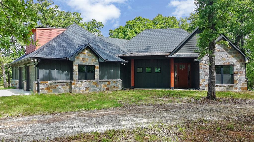 265 Shadow Oaks Property Photo 1