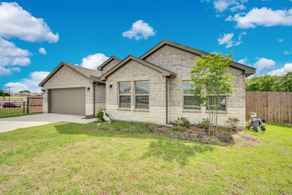 500 Jolie Court Property Photo 1