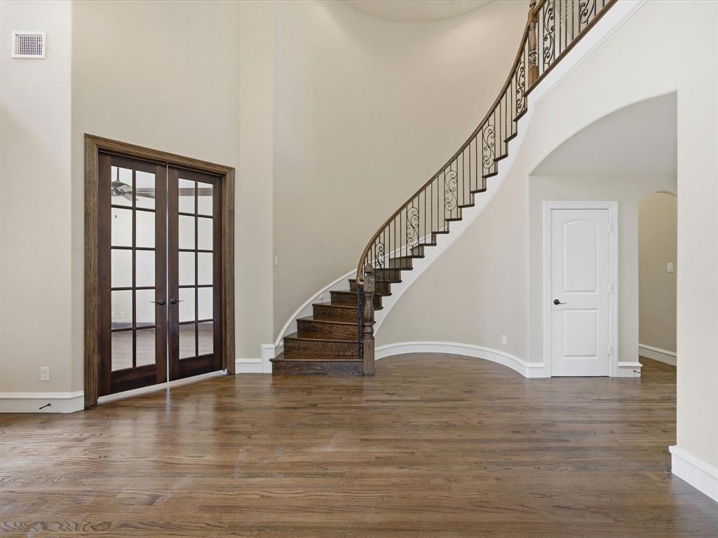 6604 Fairway Dr Drive Property Photo 6