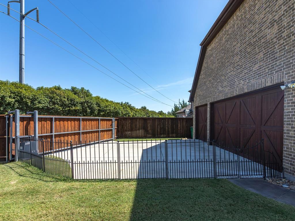 6604 Fairway Dr Drive Property Photo 37