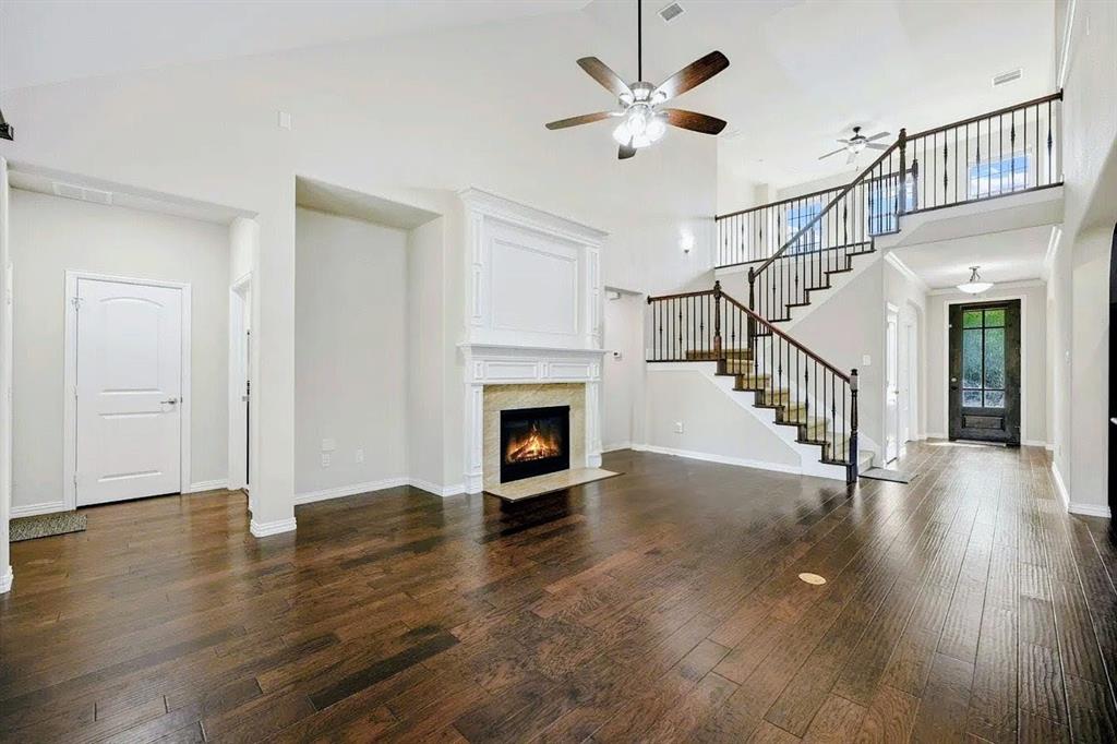 12809 Spring Hill Drive Property Photo 1
