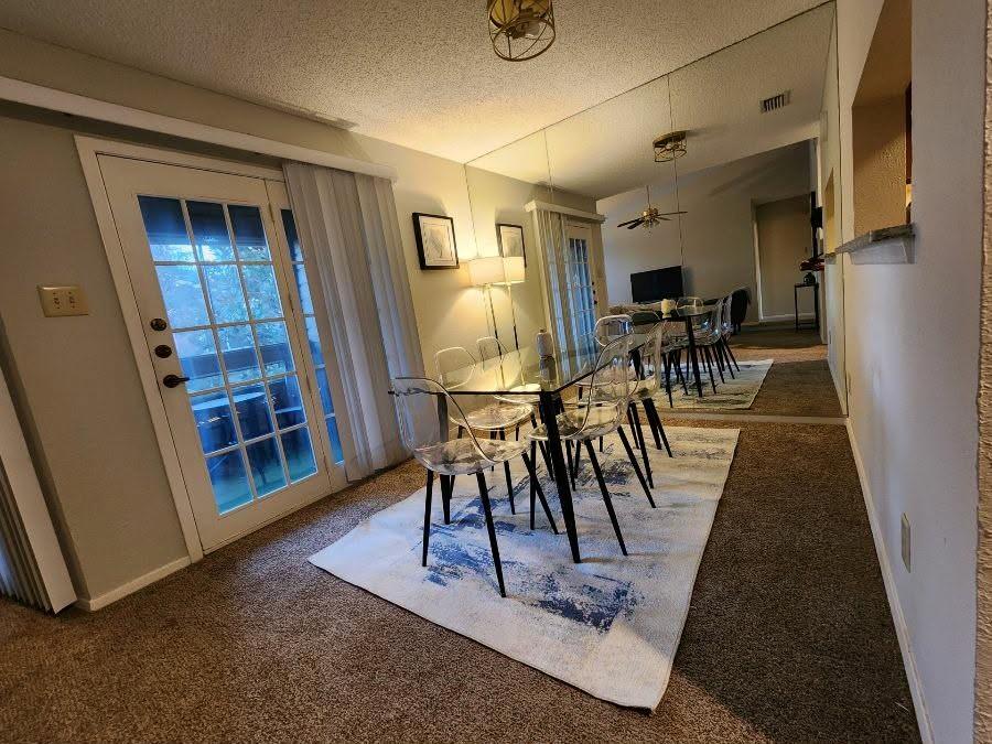 1100 Riverchase Lane 209 Property Photo 3