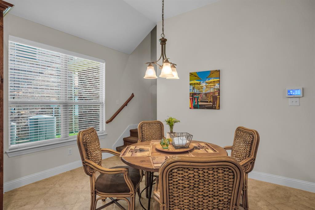 12837 Sherbrooke Drive Property Photo 15