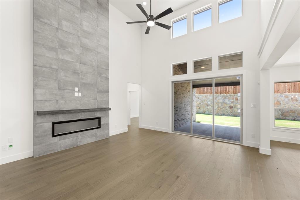 1022 Stellar Truth Way Property Photo 15