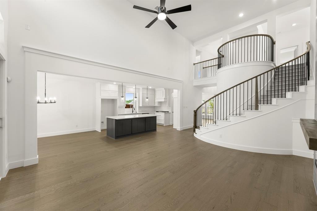 1022 Stellar Truth Way Property Photo 16