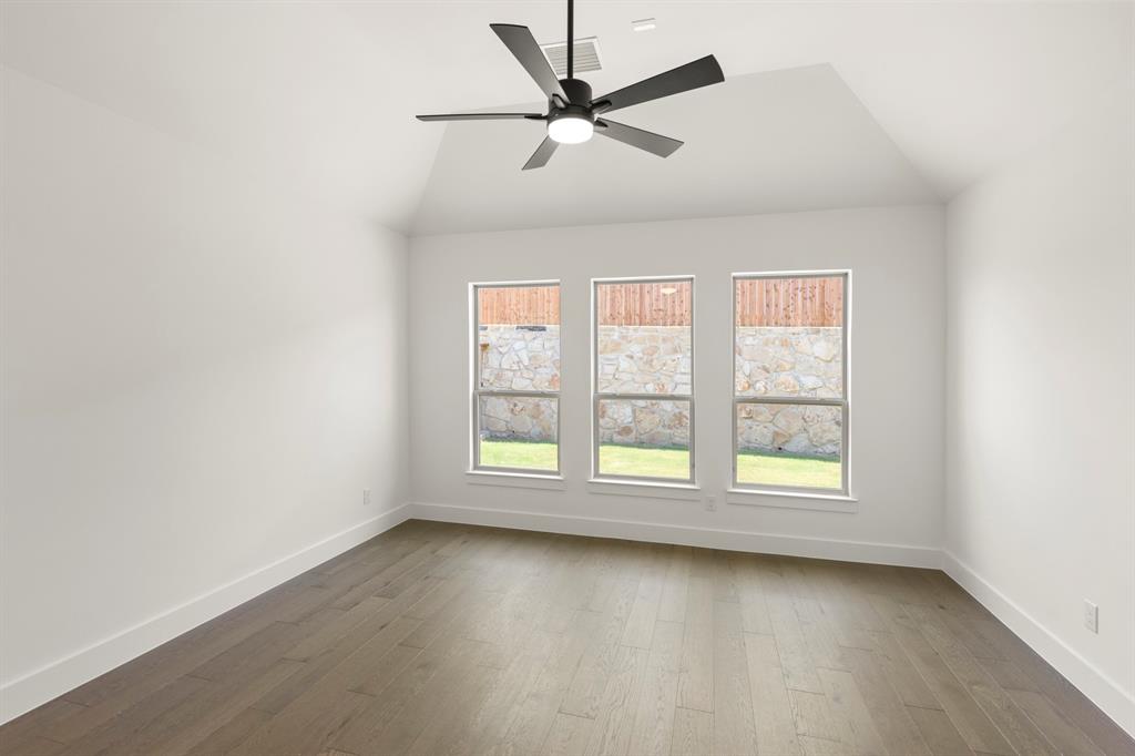 1022 Stellar Truth Way Property Photo 17