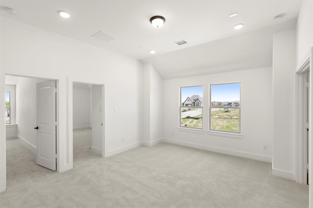 1022 Stellar Truth Way Property Photo 23