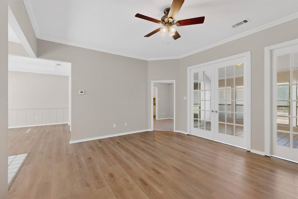 2601 Trail Tree Court Property Photo 11