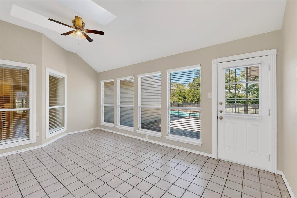 2601 Trail Tree Court Property Photo 14