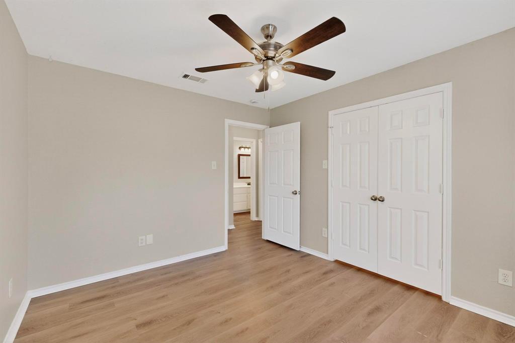 2601 Trail Tree Court Property Photo 30