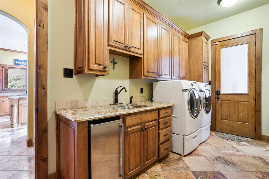 1561 Fm 934 Property Photo 19