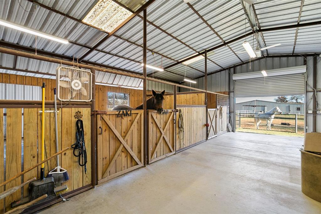 1561 Fm 934 Property Photo 32