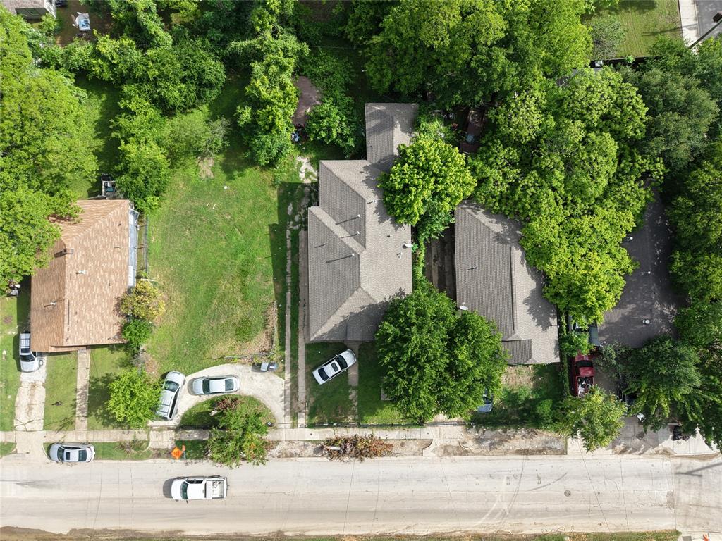 814 E 12th Street Property Photo 25