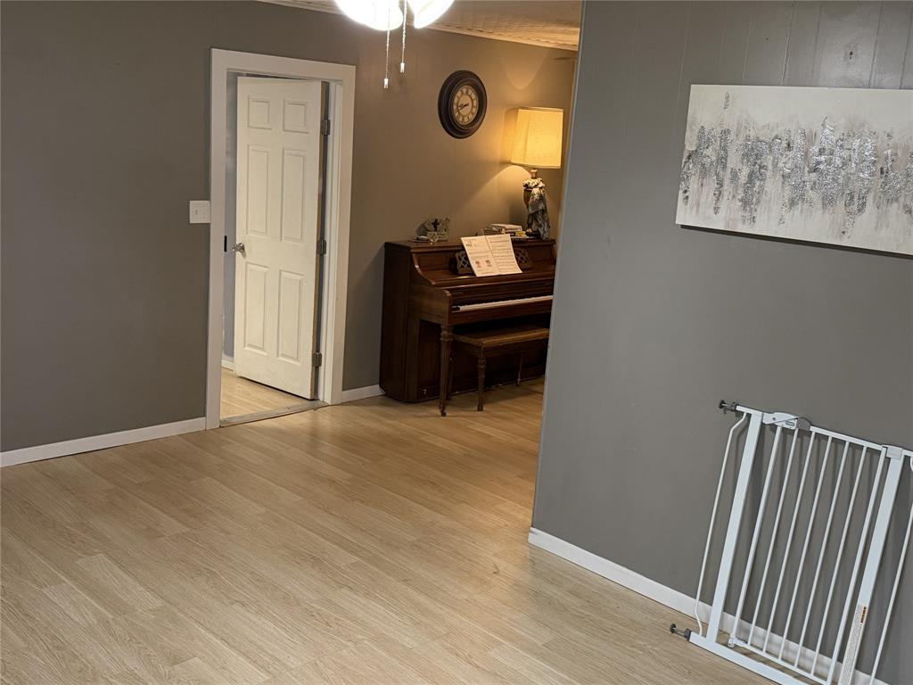 204 Bluffview Drive Property Photo 3