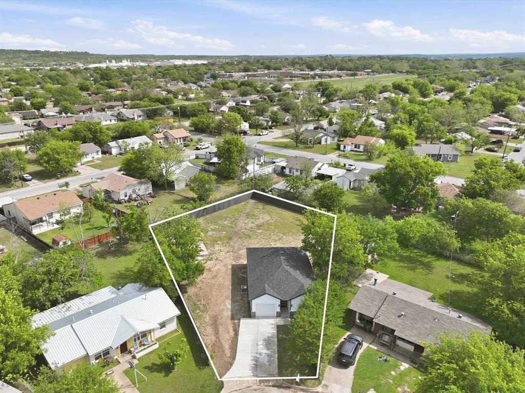 1613 Se Park Road Property Photo 1