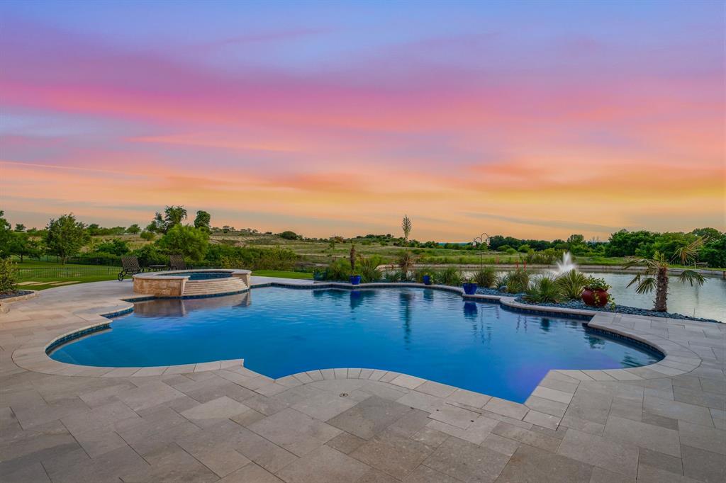 144 Condor View Property Photo 6