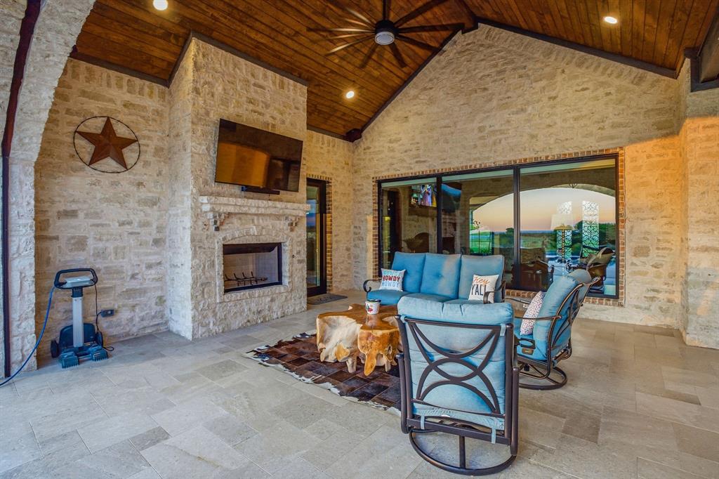 144 Condor View Property Photo 38