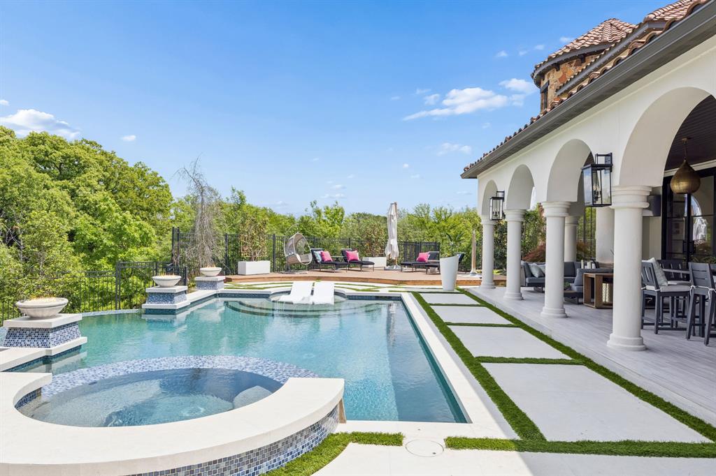 2 Paigebrooke Property Photo 3