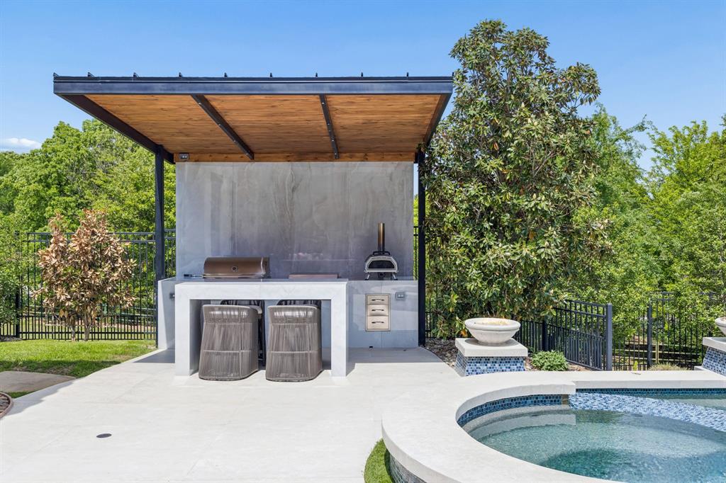 2 Paigebrooke Property Photo 30